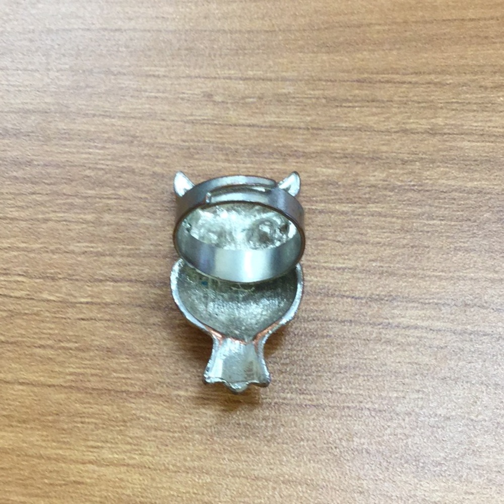Owl Ring 💍🌷 - Picture 2 of 2